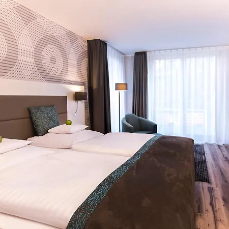 Collegium Leoninum Hotell 4*