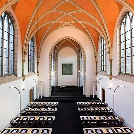 Collegium Leoninum Hotell