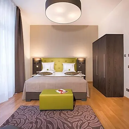 Collegium Leoninum 4* Bonn