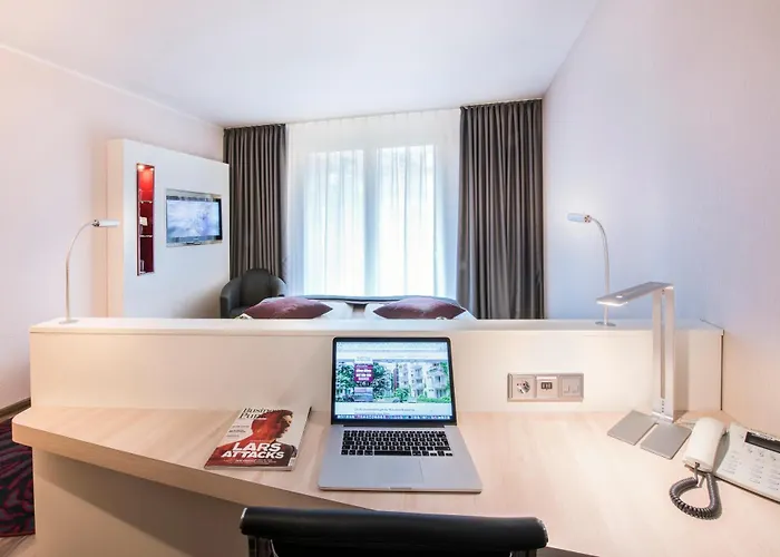 Collegium Leoninum 4*