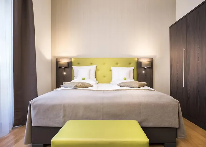 列诺努集团酒店 4* 波恩