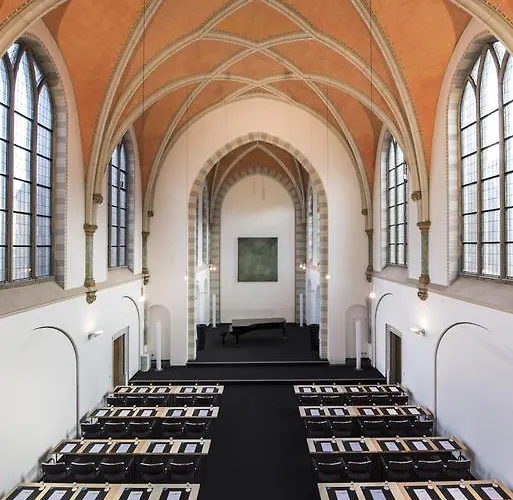 Hotell Collegium Leoninum 4*